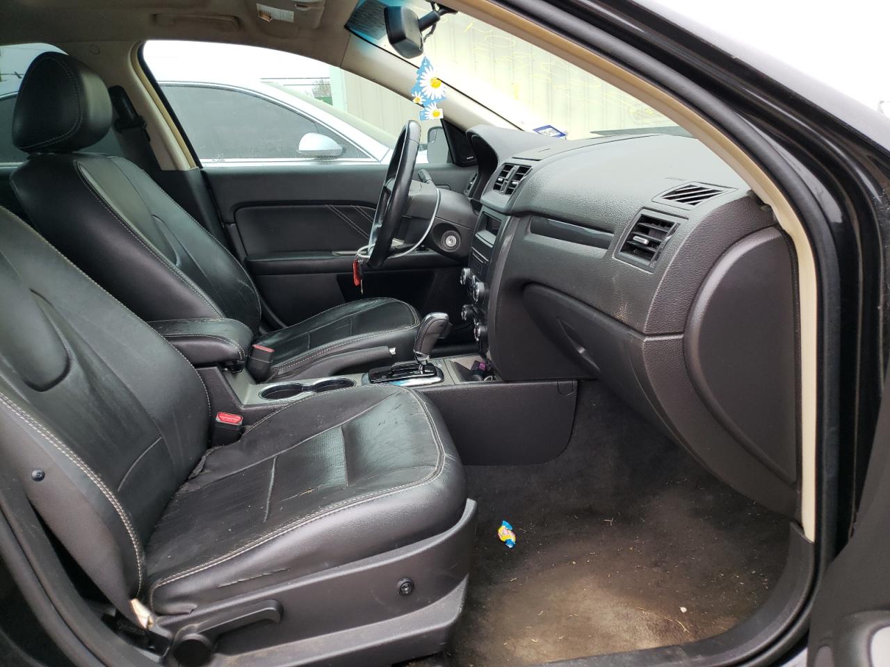 Photo 5 from auction – 2012 FORD FUSION SPO with VIN 3FAHP0KC5CR230133