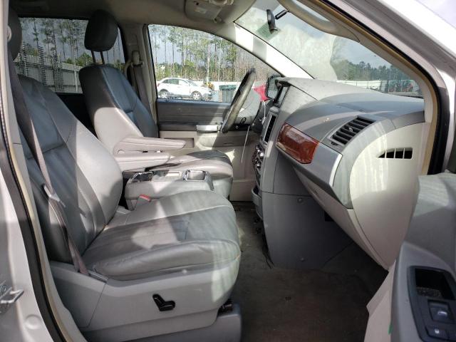 Photo 5 from auction – 2008 CHRYSLER TOWN & COU with VIN 2A8HR54P68R768556