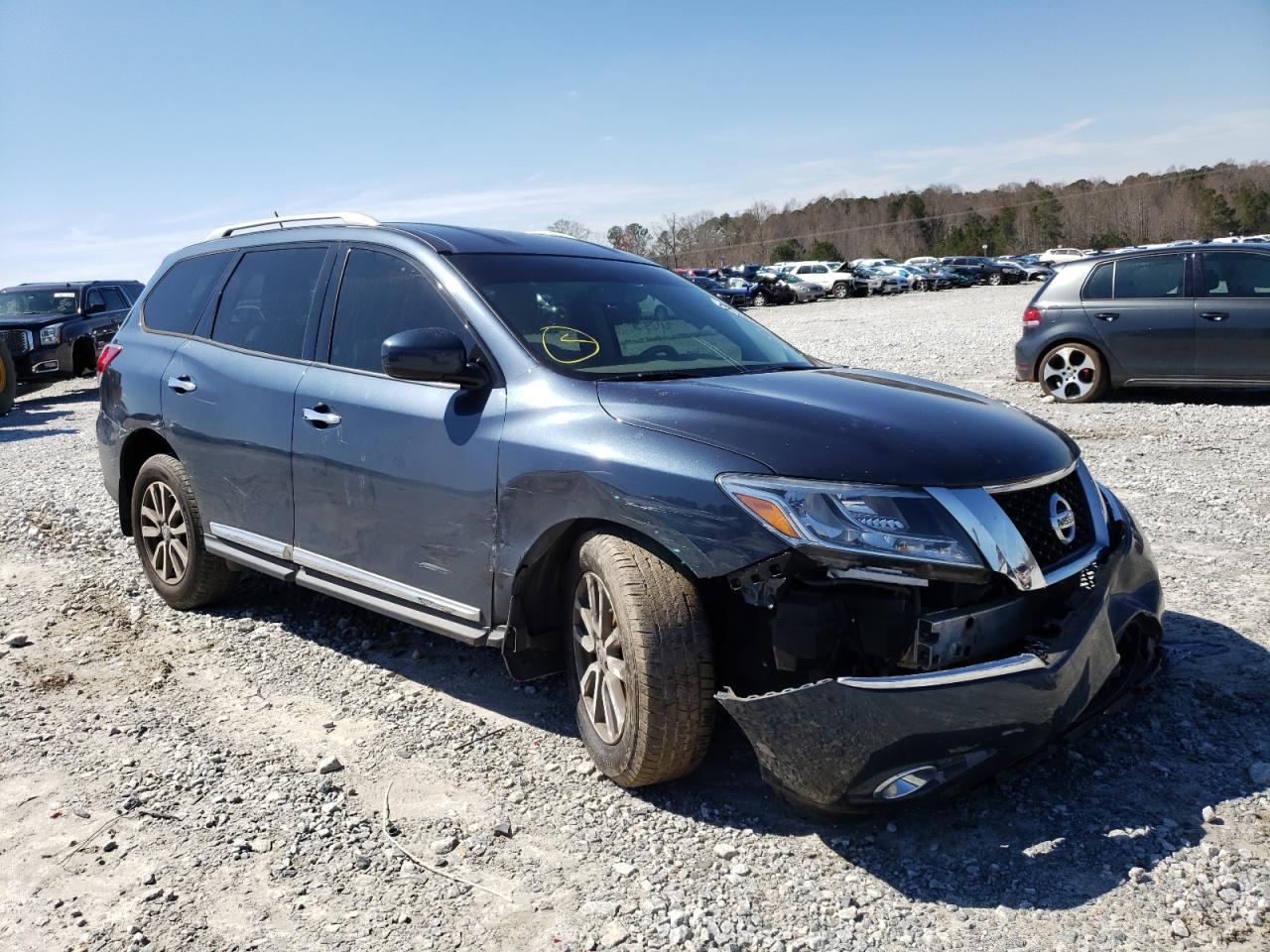 NISSAN PATHFINDER 2015 with VIN 5N1AR2MN8FC720693 - Photo from auction