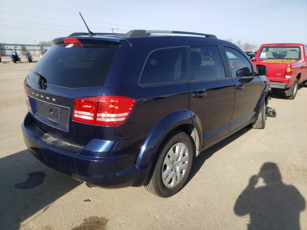 Photo 4 from auction – 2017 DODGE JOURNEY SE with VIN 3C4PDCAB1HT630189