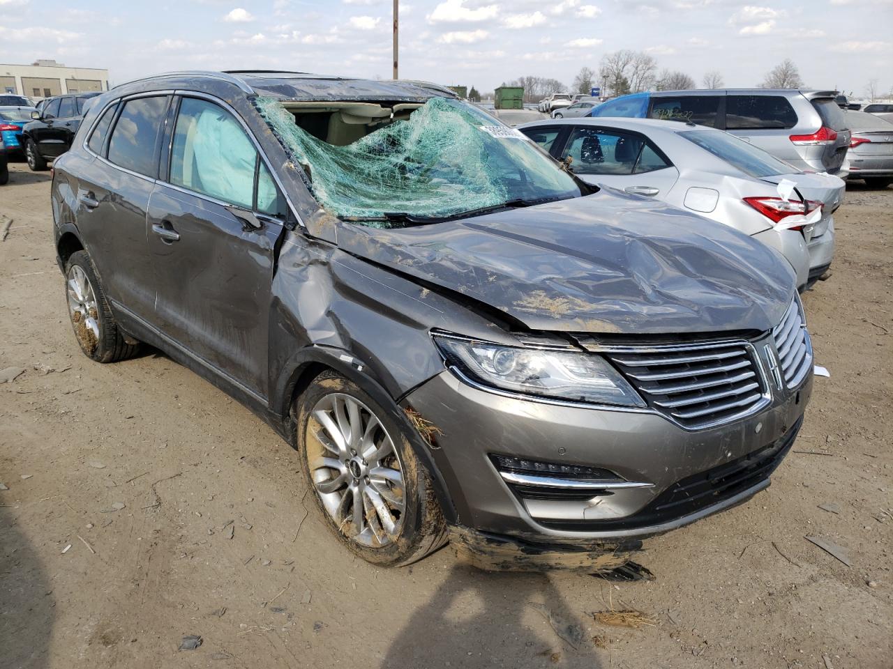 Photo 9 from auction – 2016 LINCOLN MKC RESERV with VIN 5LMCJ3C93GUJ01082