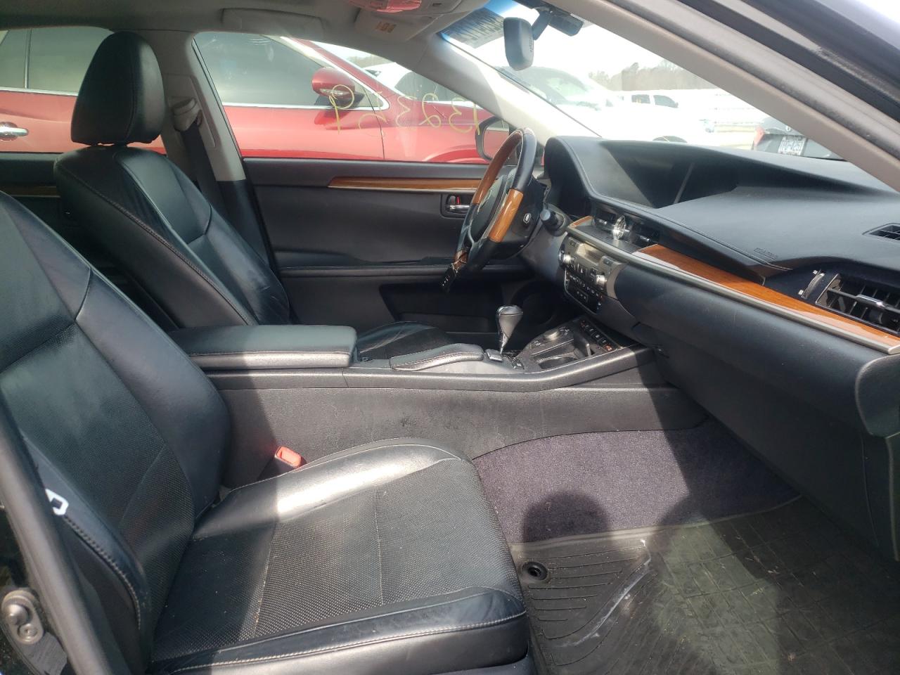 صورة رقم 5 من المزاد - 2013 LEXUS ES 300H مع VIN JTHBW1GG1D2013624