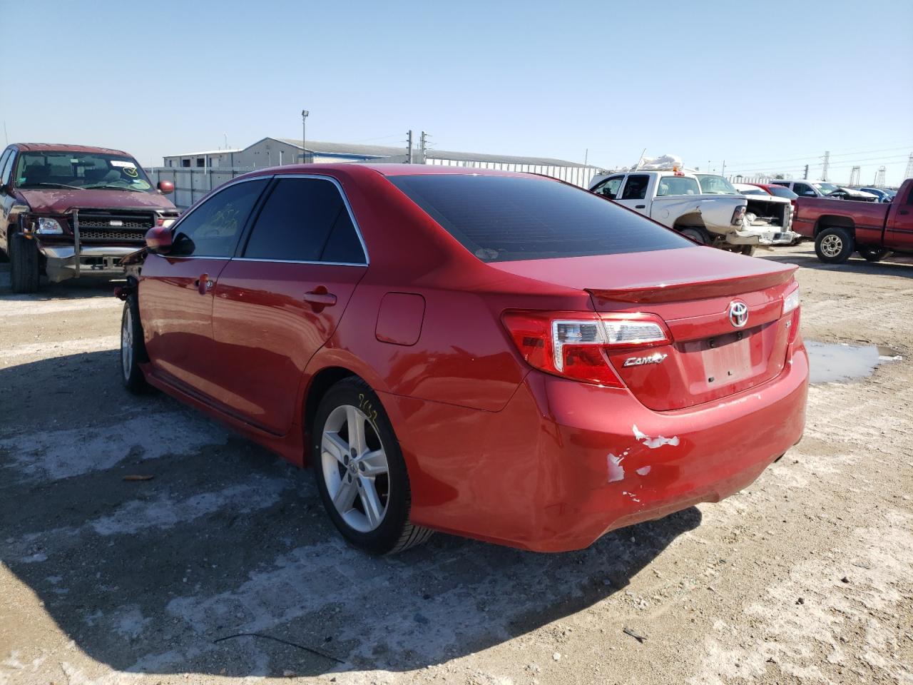 Photo 3 from auction – 2012 TOYOTA CAMRY with VIN 4T1BF1FK0CU627621