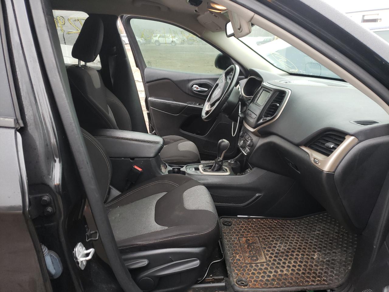 Photo 5 from auction – 2016 JEEP CHEROKEE S with VIN 1C4PJMAB2GW167471