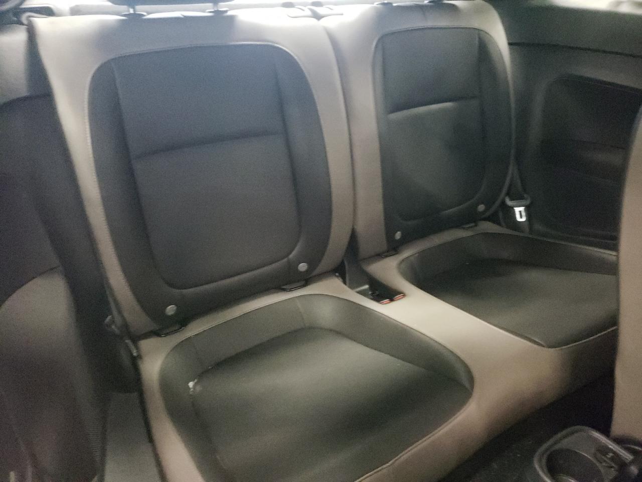 Photo 6 from auction – 2015 VOLKSWAGEN BEETLE 1.8 with VIN 3VWF17AT7FM650682