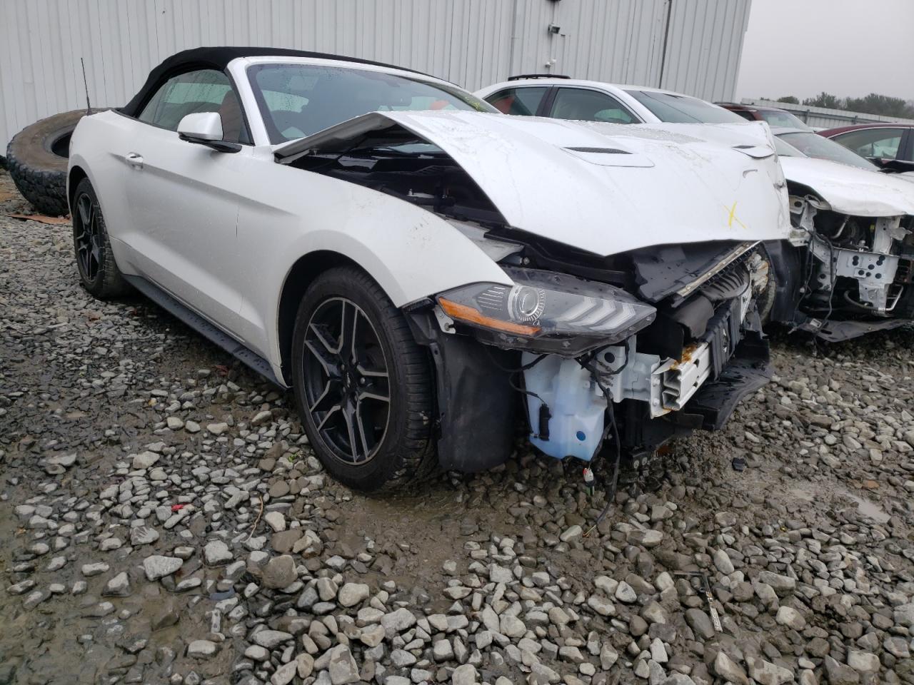 FORD MUSTANG 2018 with VIN 1FATP8UH7J5155386 - Photo from auction