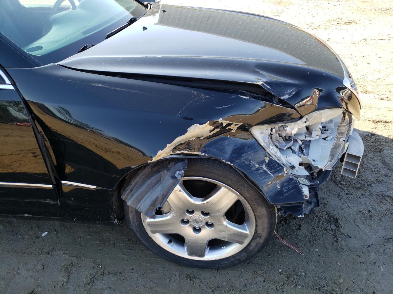 Photo 9 from auction – 2005 LEXUS LS 430 with VIN JTHBN36F155003019