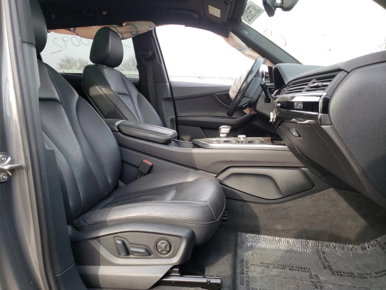Photo 5 from auction – 2017 AUDI Q7 PRESTIG with VIN WA1VAAF7XHD041960
