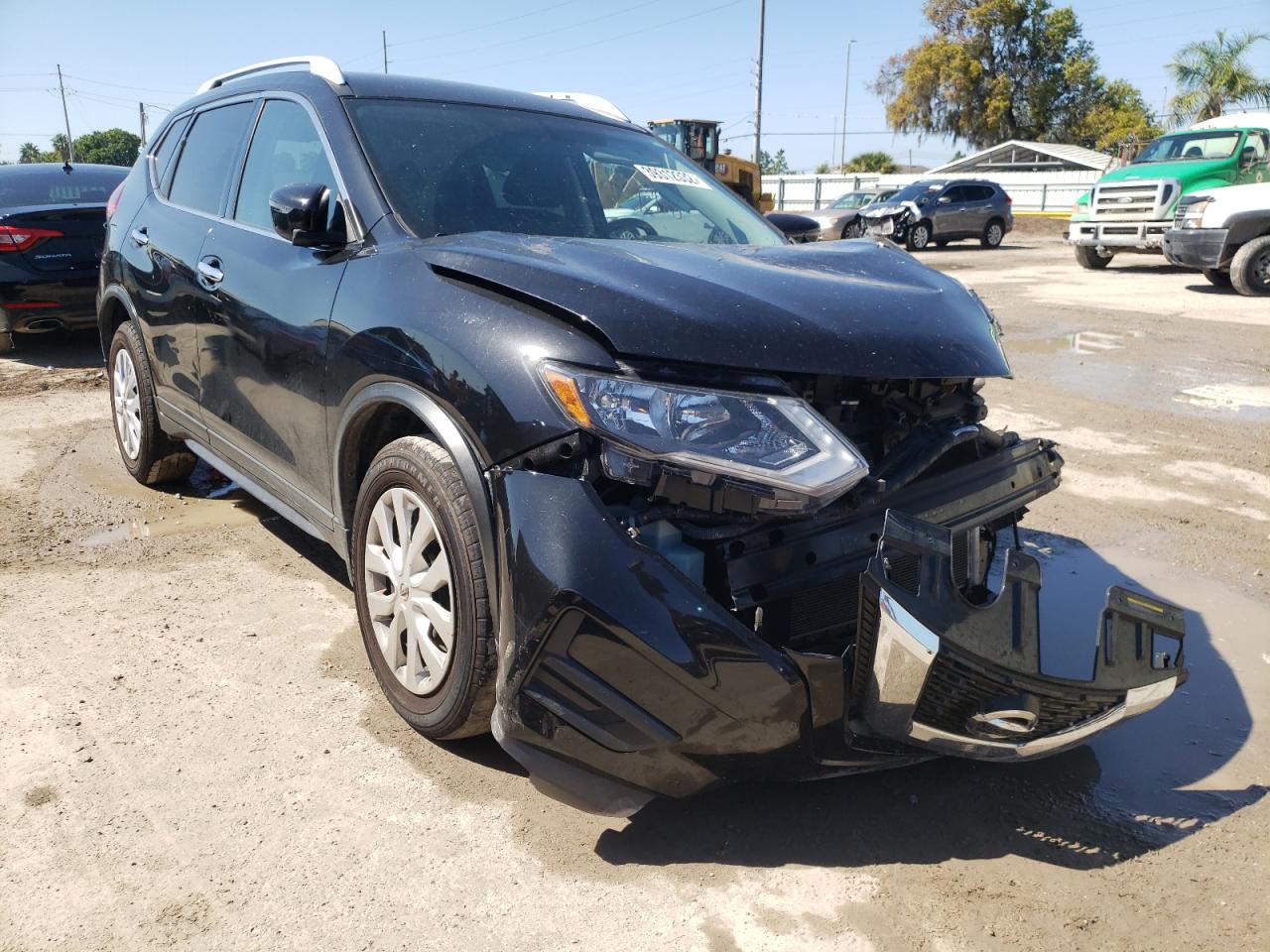 NISSAN ROGUE S 2017 with VIN KNMAT2MT1HP554324 - Photo from auction