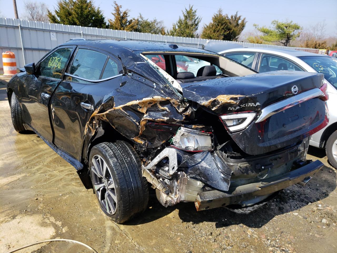 Photo 3 from auction – 2017 NISSAN MAXIMA 3.5 with VIN 1N4AA6AP1HC414372