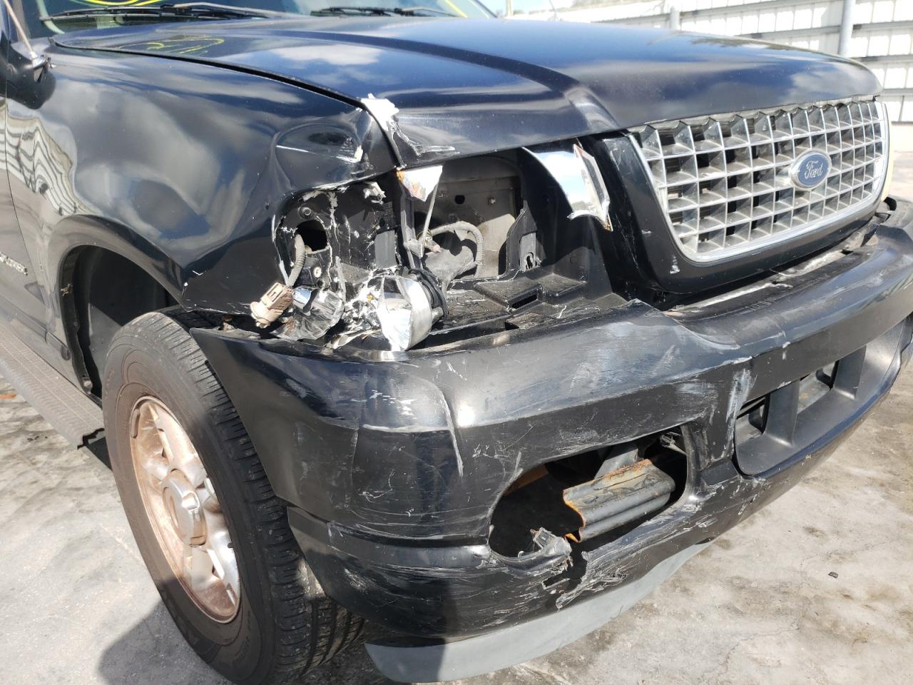 Photo 9 from auction – 2004 FORD EXPLORER X with VIN 1FMDU63K74ZA49036