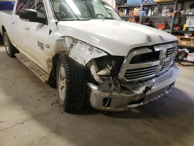 Photo 9 from auction – 2019 RAM 1500 CLASS with VIN 1C6RR7TTXKS596938