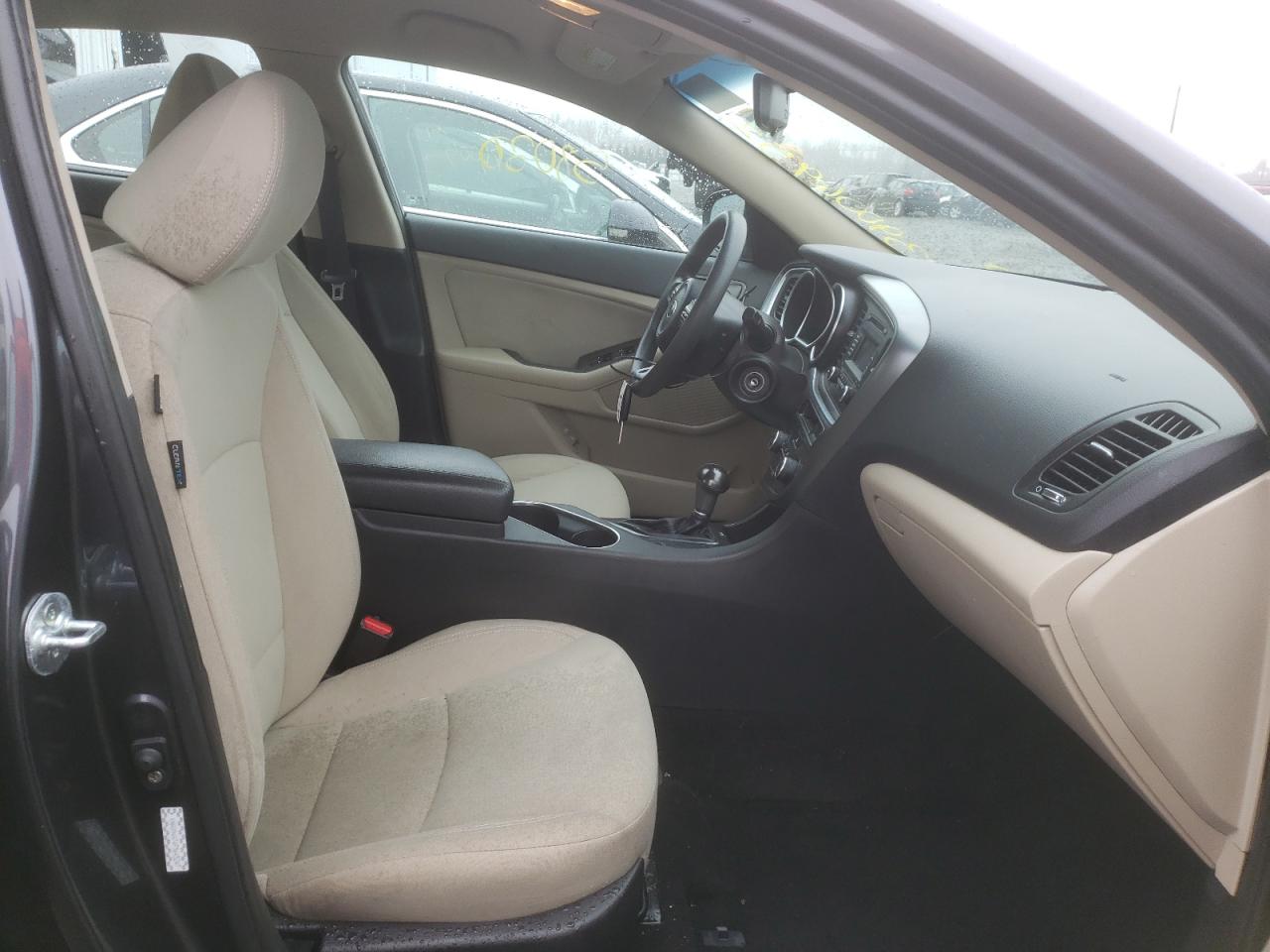 Photo 5 from auction – 2015 KIA OPTIMA LX with VIN KNAGM4A74F5645247