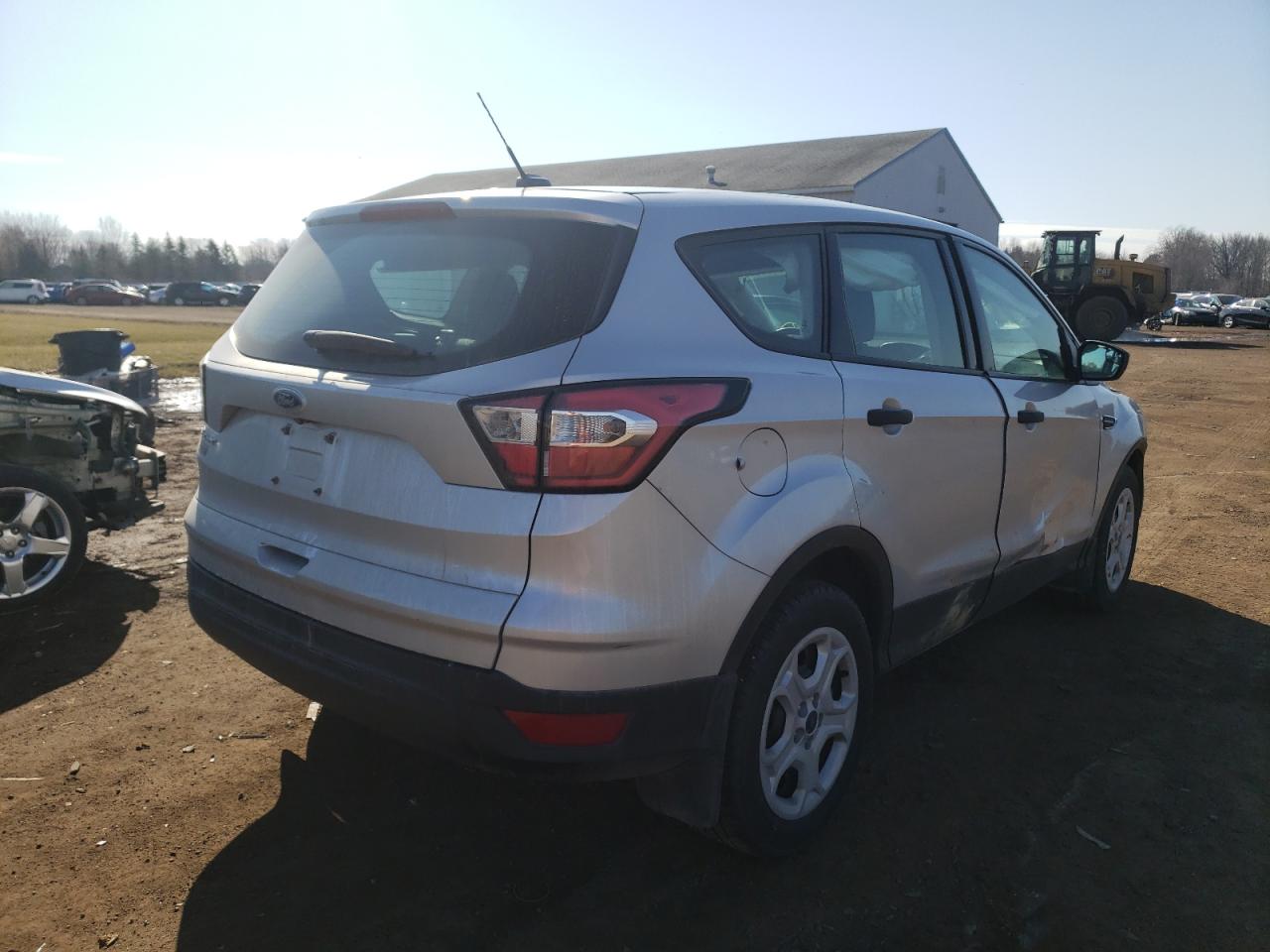 Photo 4 from auction – 2017 FORD ESCAPE S with VIN 1FMCU0F79HUD50250