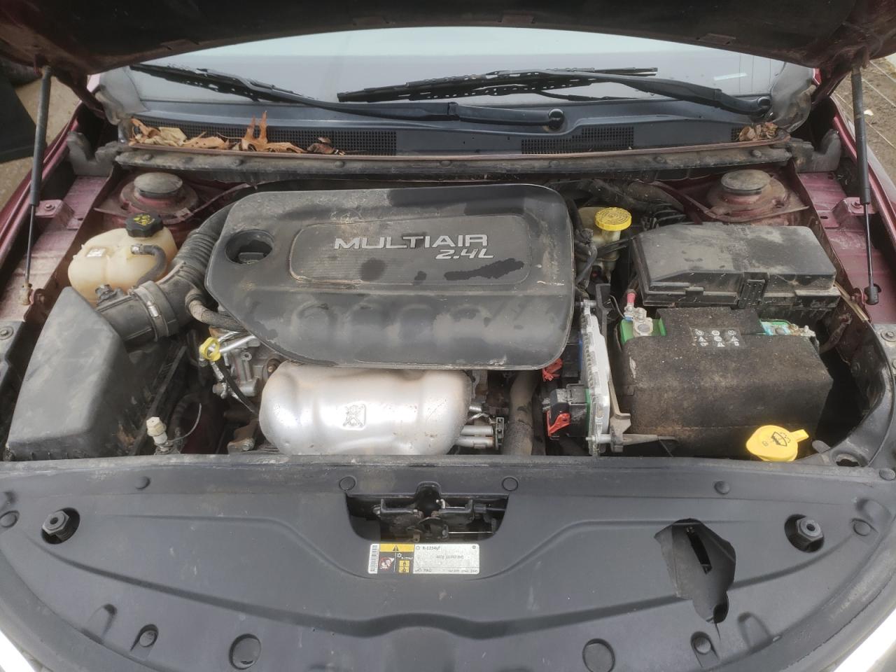 Photo 7 from auction – 2016 CHRYSLER 200 LIMITE with VIN 1C3CCCAB1GN158905