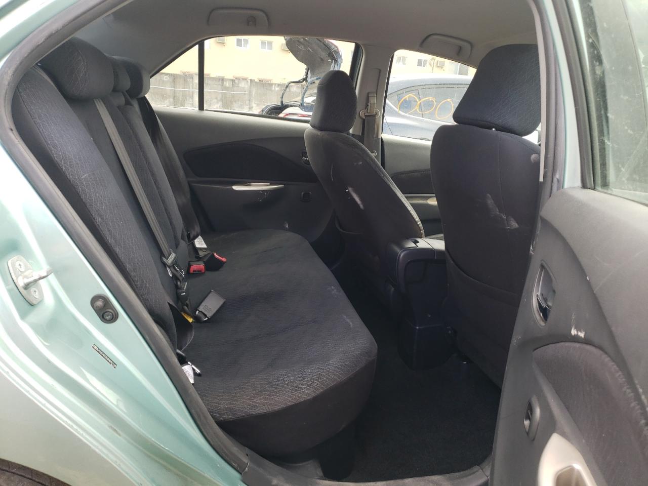 Photo 6 from auction – 2008 TOYOTA YARIS with VIN JTDBT923684037165