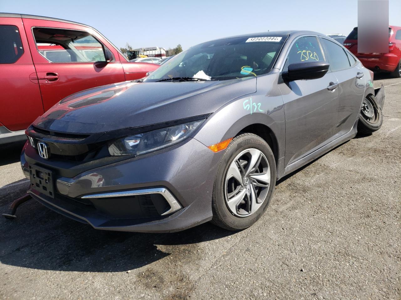Photo 2 from auction – 2019 HONDA CIVIC LX with VIN 2HGFC2F65KH590320