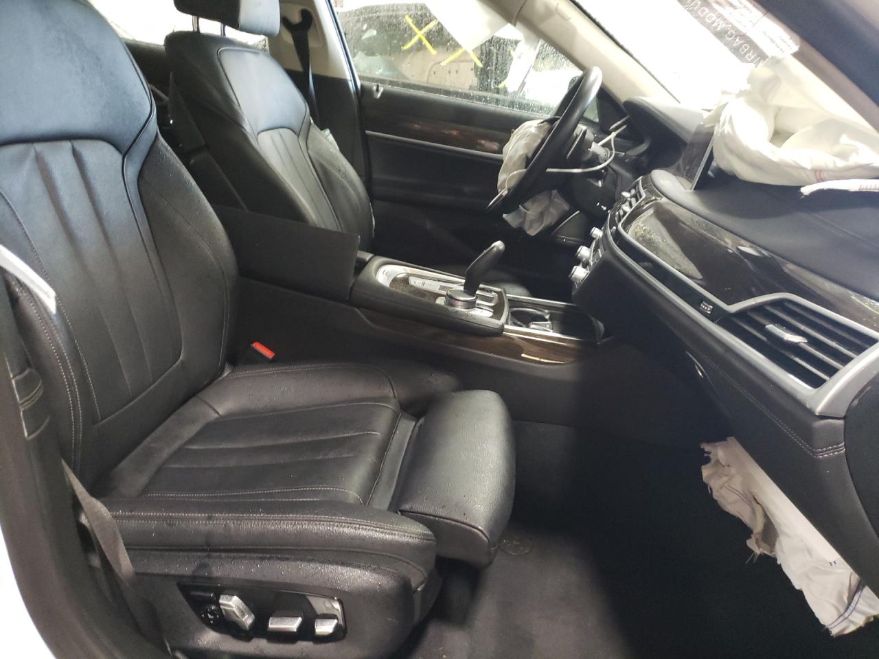 Photo 5 from auction – 2020 BMW 740 XI with VIN WBA7T4C04LGF97464