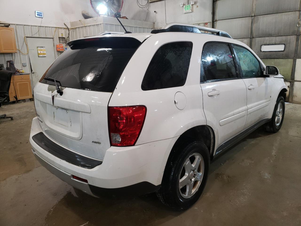 Photo 4 from auction – 2008 PONTIAC TORRENT with VIN 2CKDL43F086004660