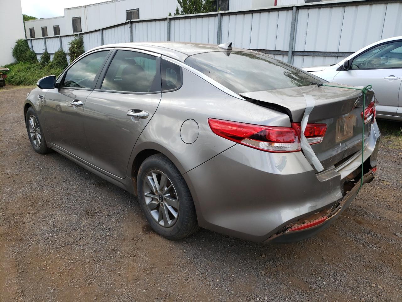 Photo 3 from auction – 2016 KIA OPTIMA LX with VIN 5XXGT4L11GG010465