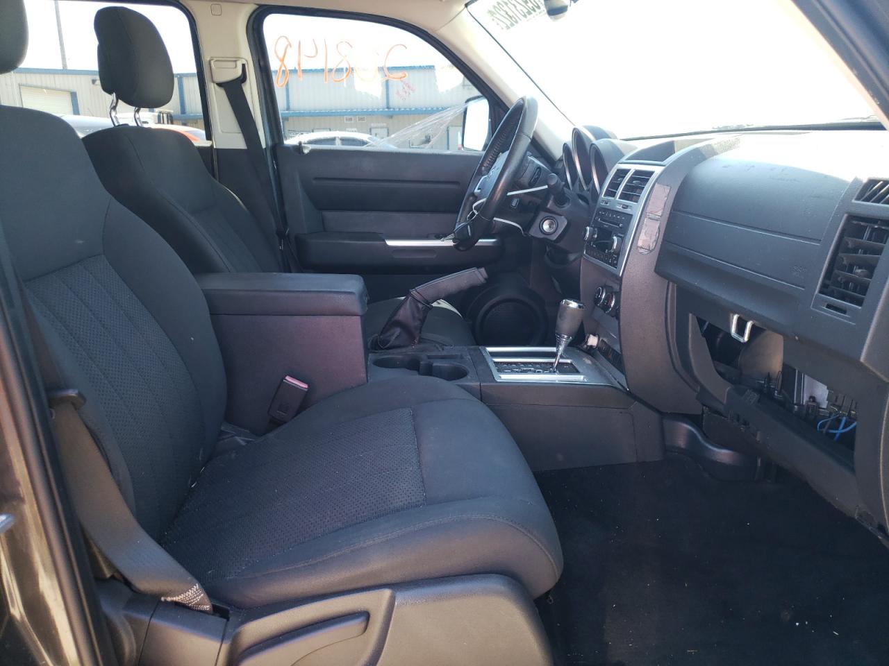 Photo 5 from auction – 2011 DODGE NITRO SXT with VIN 1D4PT5GK5BW561310