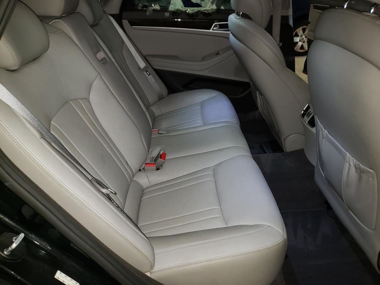 Photo 6 from auction – 2017 GENESIS G80 BASE with VIN KMHGN4JE9HU176692