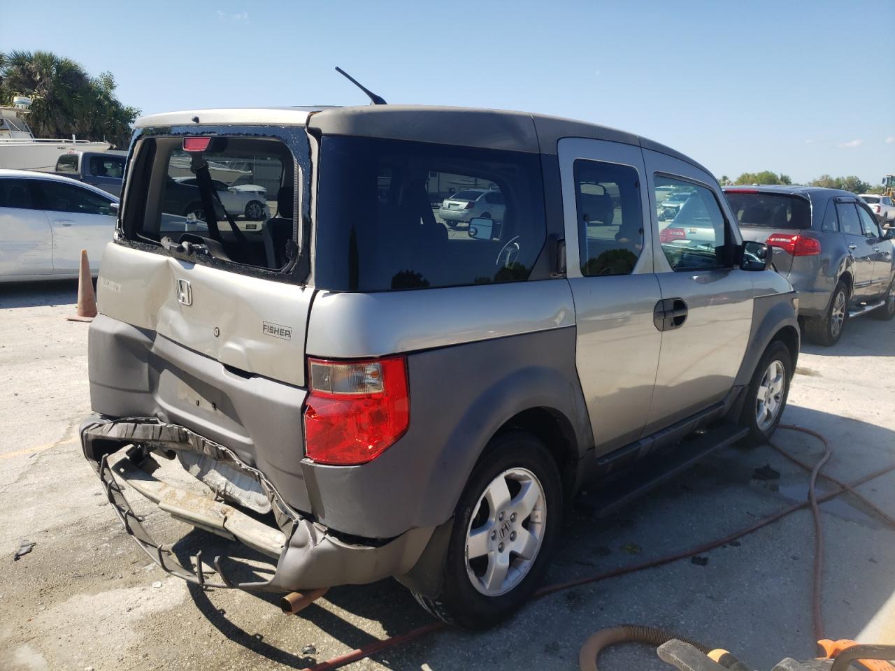 Photo 4 from auction – 2003 HONDA ELEMENT EX with VIN 5J6YH28563L049918