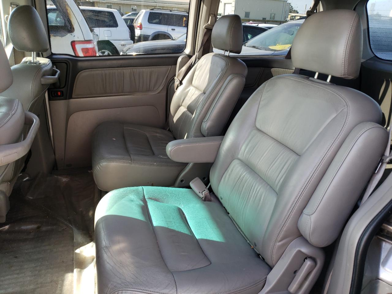 Photo 6 from auction – 2004 HONDA ODYSSEY EX with VIN 5FNRL18944B015308