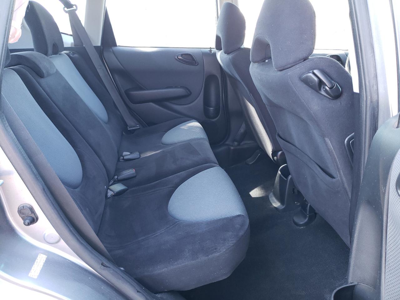 Photo 6 from auction – 2007 HONDA FIT with VIN JHMGD38497S008686