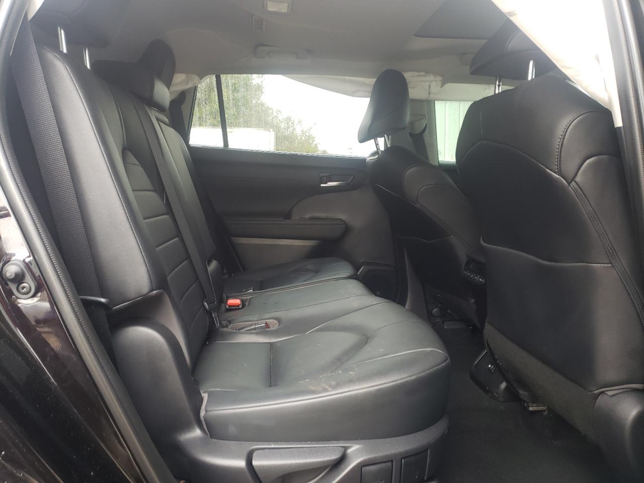 Photo 6 from auction – 2020 TOYOTA HIGHLANDER with VIN 5TDHZRAH8LS015588