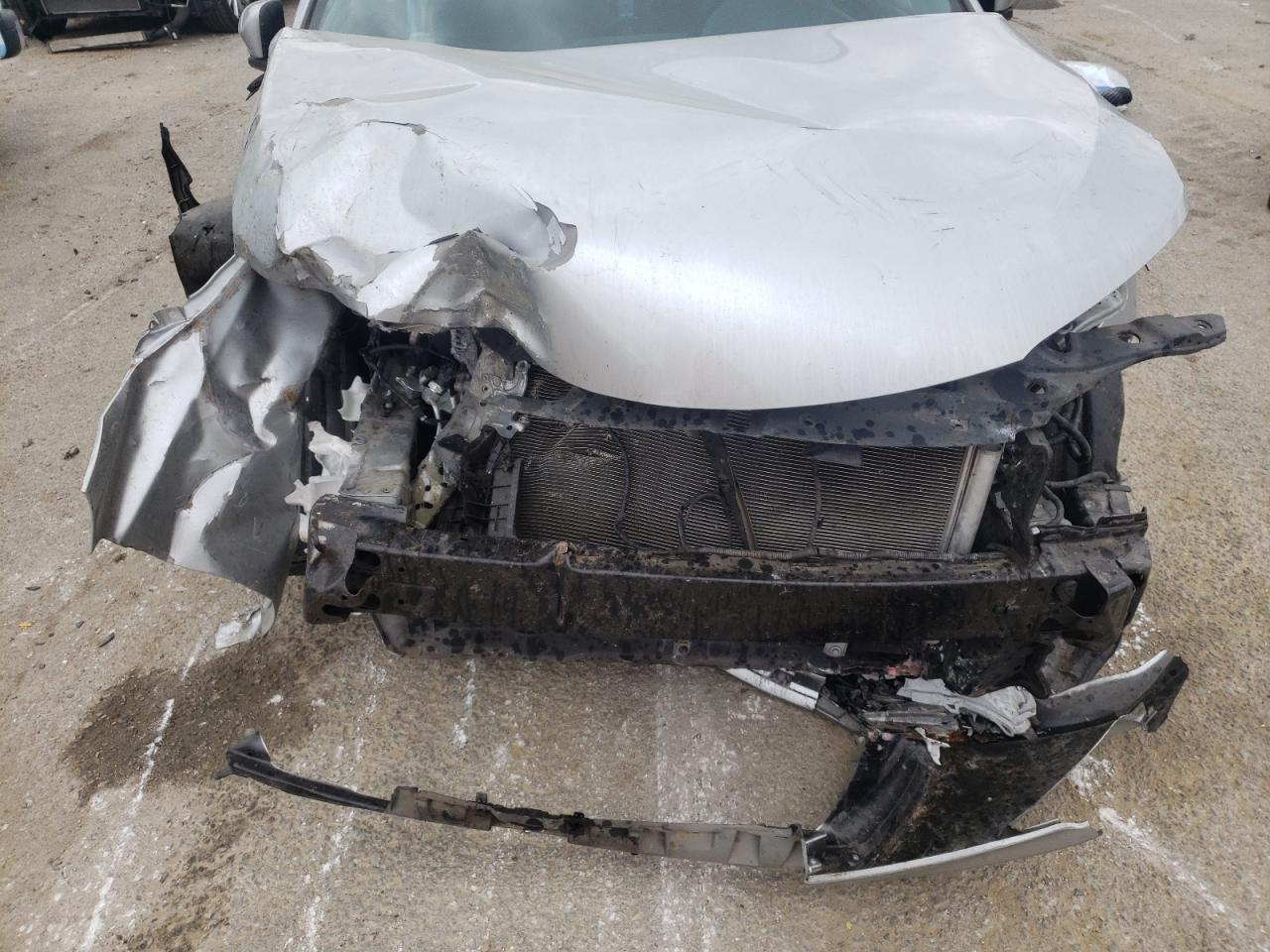 Photo 7 from auction – 2016 TOYOTA CAMRY LE with VIN 4T4BF1FKXGR552602