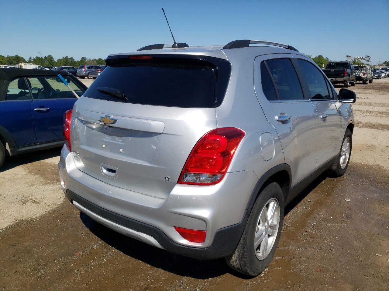 Photo 4 from auction – 2017 CHEVROLET TRAX 1LT with VIN KL7CJLSB7HB184568