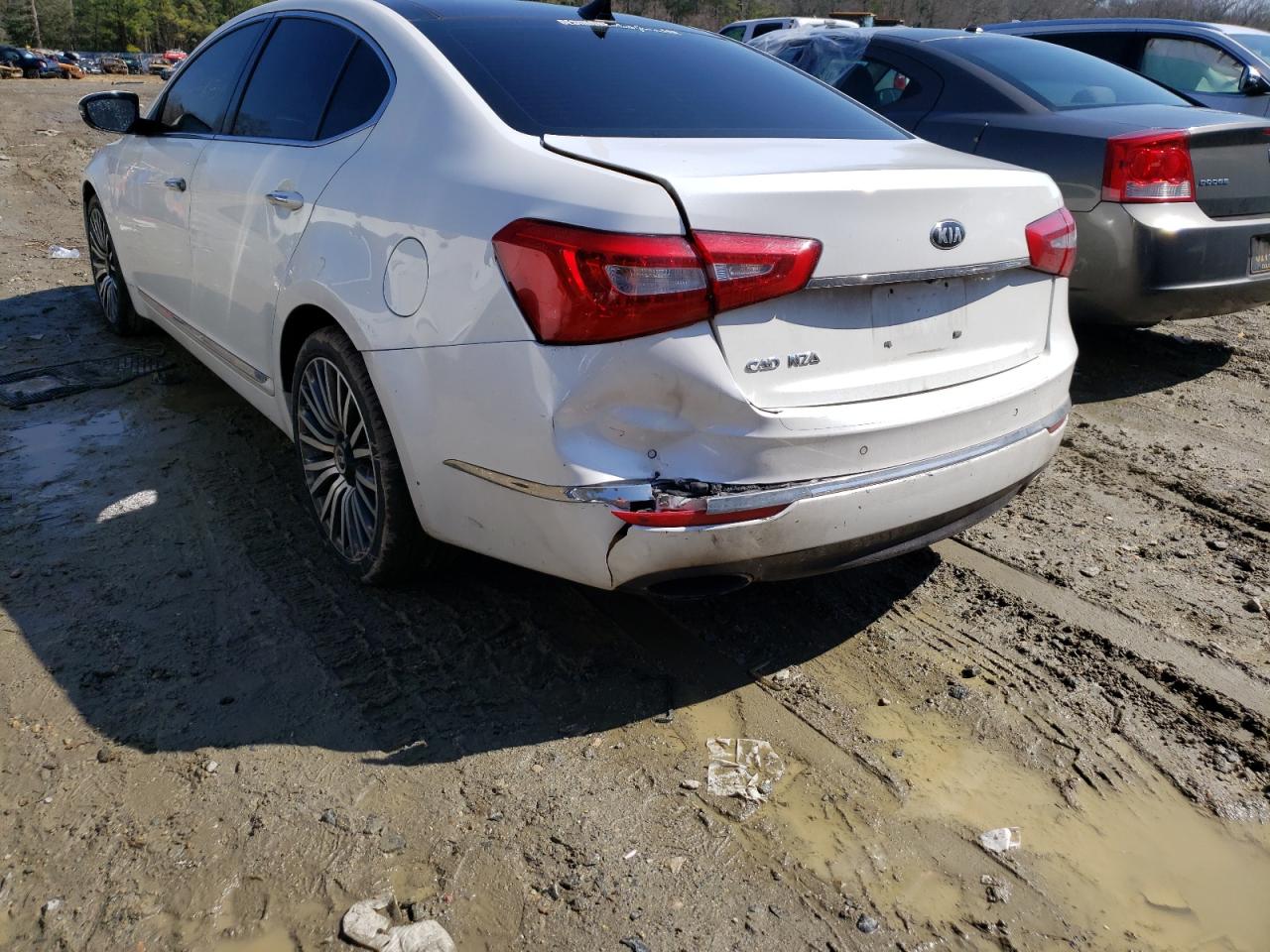 Photo 9 from auction – 2015 KIA CADENZA PR with VIN KNALN4D71F5168784