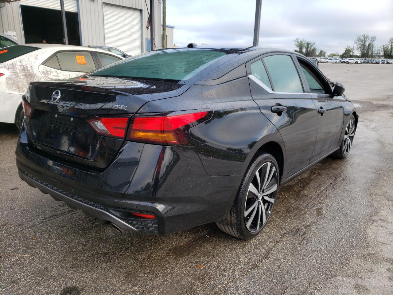 Photo 4 from auction – 2021 NISSAN ALTIMA SR with VIN 1N4BL4CV4MN370252