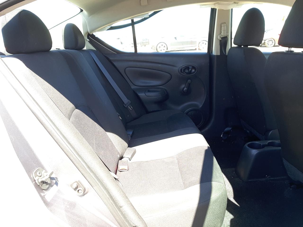 Photo 6 from auction – 2018 NISSAN VERSA S with VIN 3N1CN7AP6JL831092