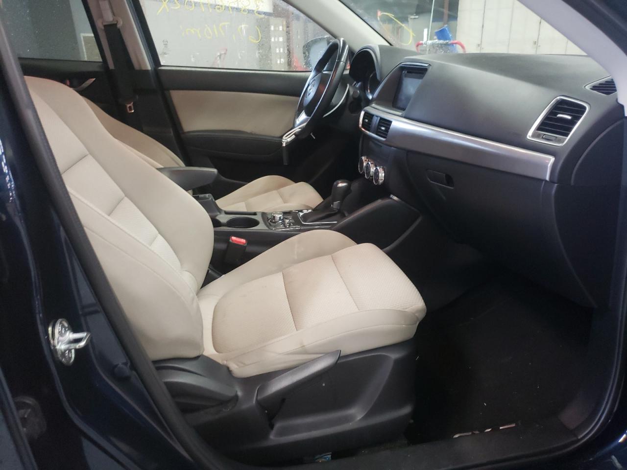 Photo 5 from auction – 2016 MAZDA CX-5 TOURI with VIN JM3KE4CY5G0702402
