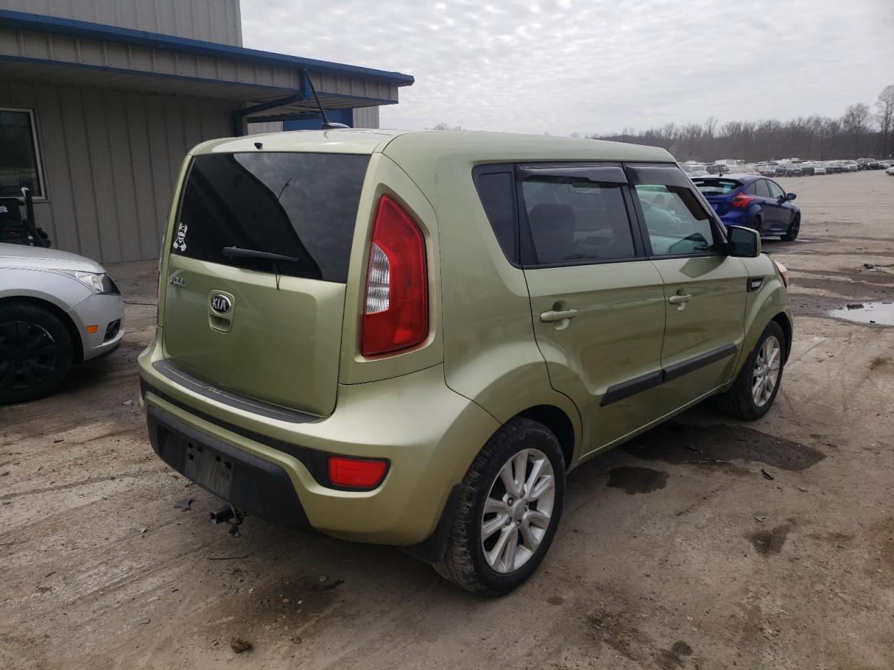 Photo 4 from auction – 2013 KIA SOUL with VIN KNDJT2A52D7605166