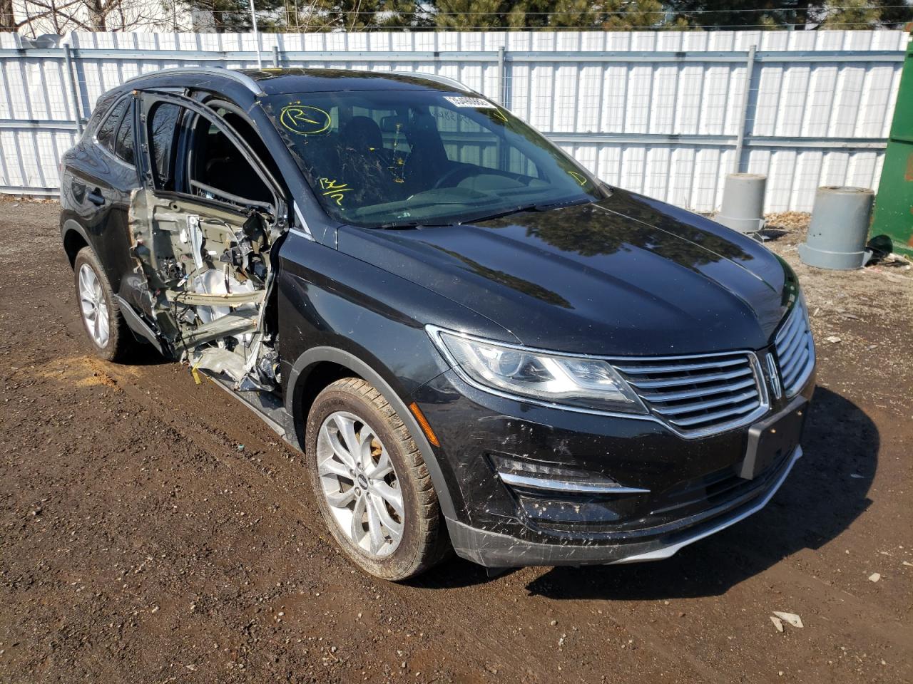 LINCOLN MKC 2015 with VIN 5LMCJ2A95FUJ29459 - Photo from auction