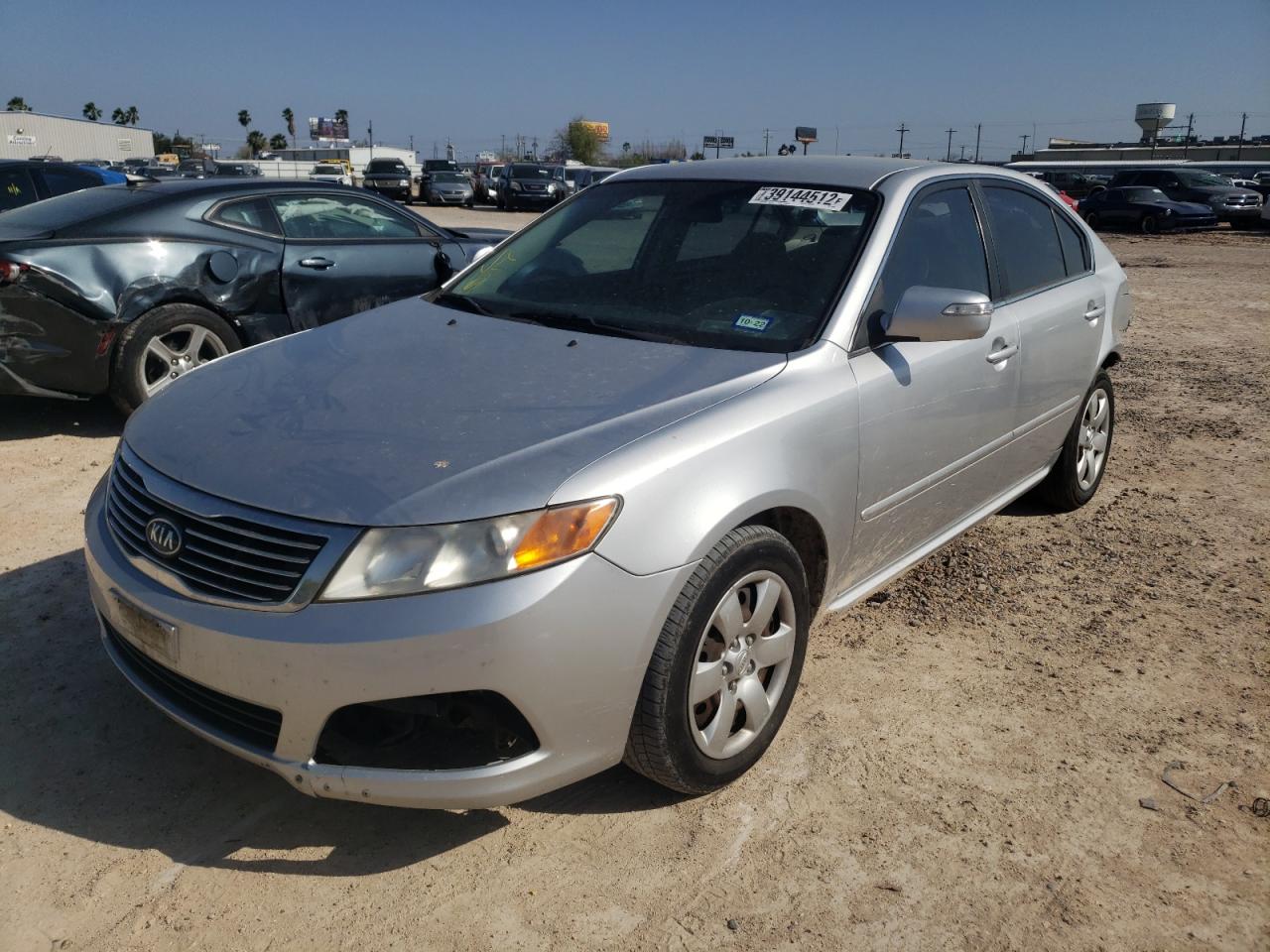 Photo 2 from auction – 2009 KIA OPTIMA LX with VIN KNAGE228795293889