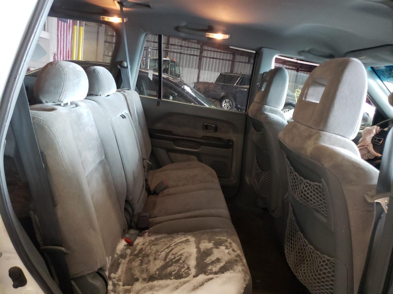 صورة رقم 6 من المزاد - 2005 HONDA PILOT EX مع VIN 2HKYF18485H528233