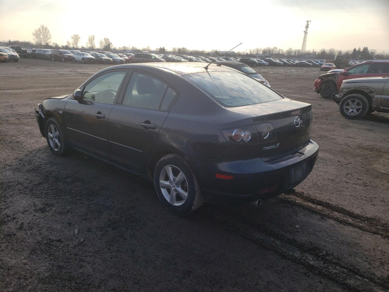 Photo 3 from auction – 2007 MAZDA 3 I with VIN JM1BK32F771695295