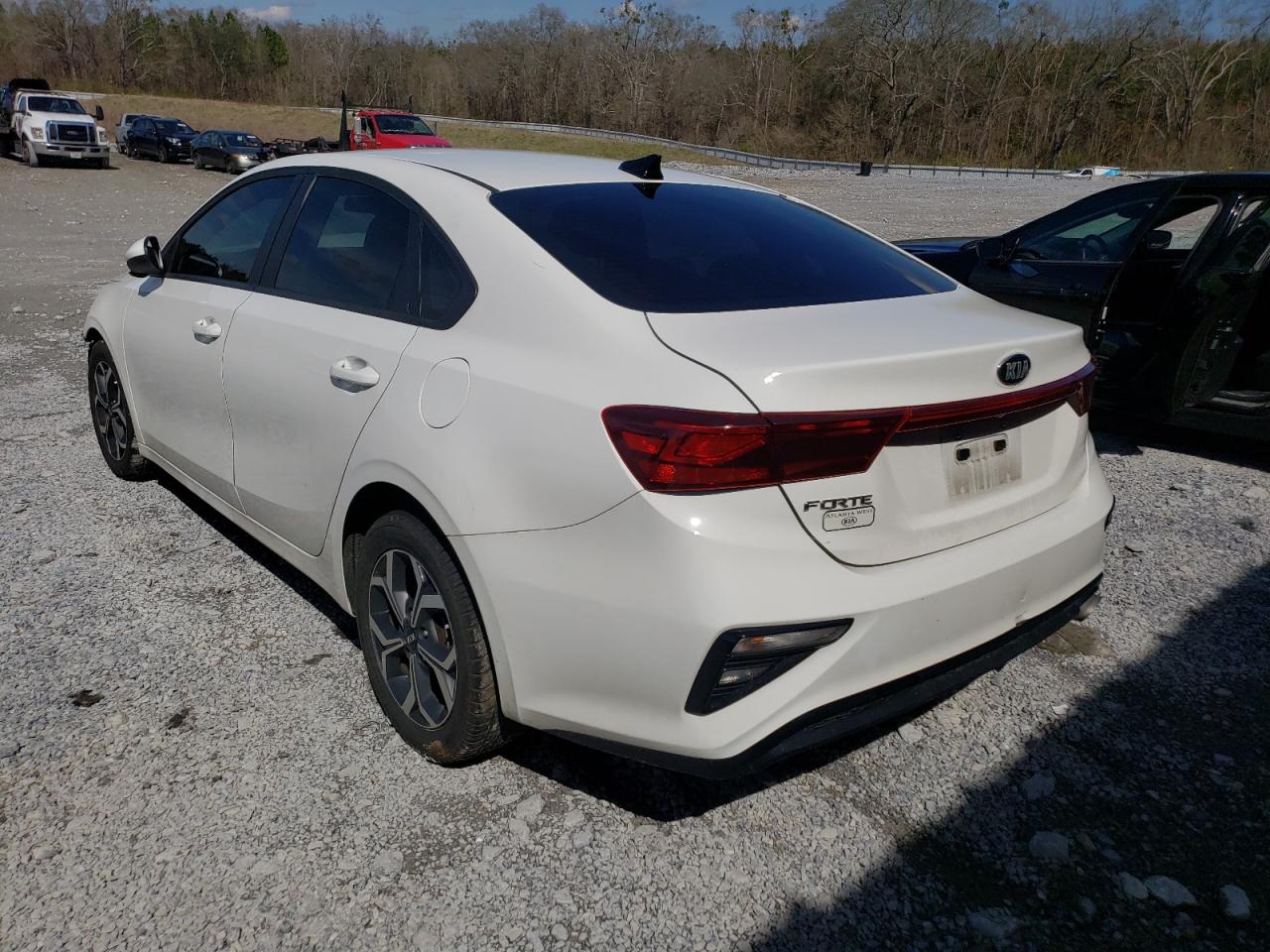 Photo 3 from auction – 2019 KIA FORTE FE with VIN 3KPF24AD4KE061617