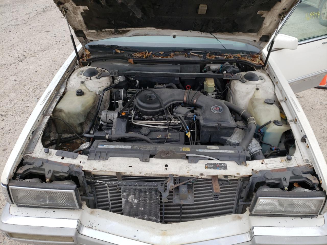 Photo 7 from auction – 1991 CADILLAC DEVILLE with VIN 1G6CD53B8M4270512