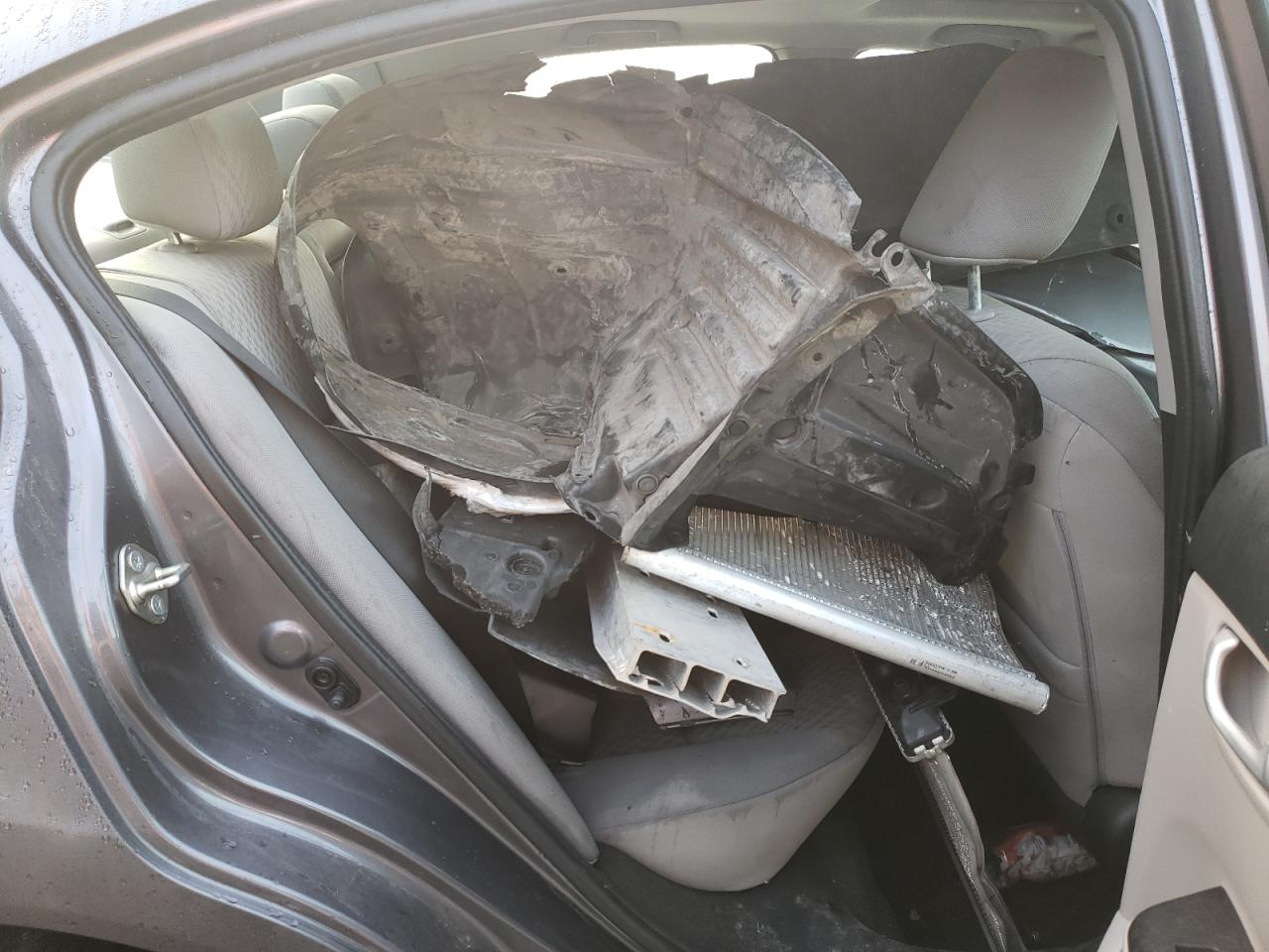 Photo 6 from auction – 2015 HONDA CIVIC EX with VIN 19XFB2F8XFE223028