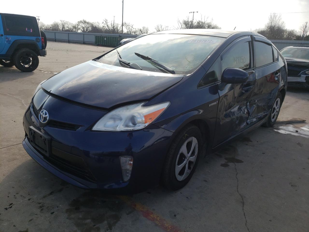 Photo 2 from auction – 2013 TOYOTA PRIUS with VIN JTDKN3DU0D1710766