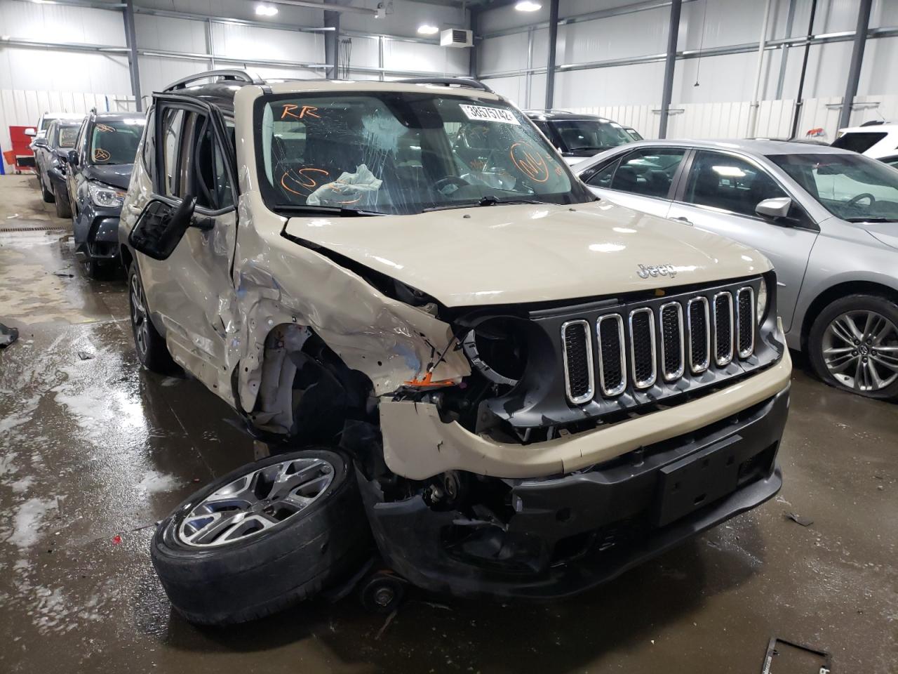 JEEP RENEGADE L 2015 with VIN ZACCJBBT8FPC26528 - Photo from auction