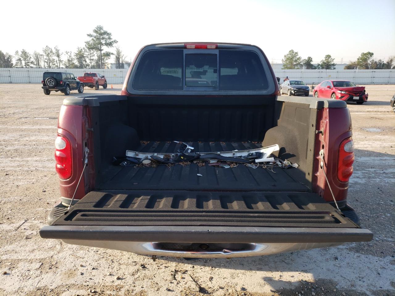 Photo 9 from auction – 2003 FORD F150 SUPER with VIN 1FTRW07663KA44979