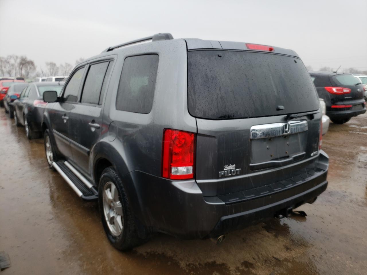 Photo 3 from auction – 2011 HONDA PILOT EXL with VIN 5FNYF4H62BB056379