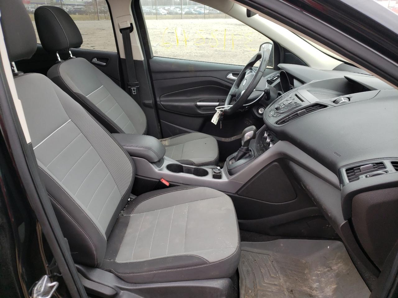 Photo 5 from auction – 2014 FORD ESCAPE SE with VIN 1FMCU9GXXEUC00307