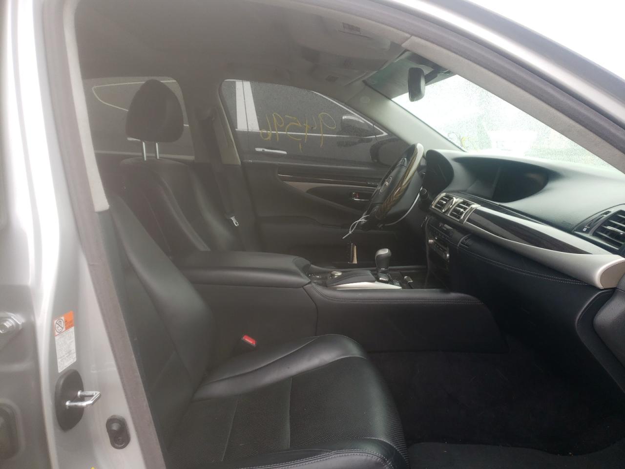 Photo 5 from auction – 2015 LEXUS LS 460 with VIN JTHCL5EF6F5025591